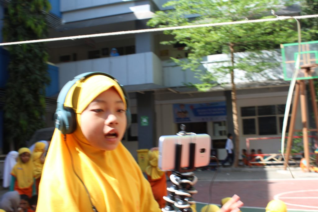 Ikuti Lomba Vlog, Siswa: Lomba yang Menyenangkan.