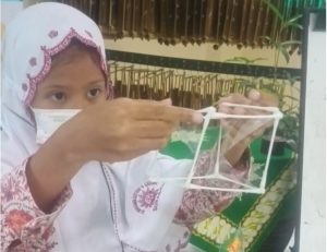 Kreativitas Siswa SD Musix, Cotton Bud Bisa Pancarkan Pelangi