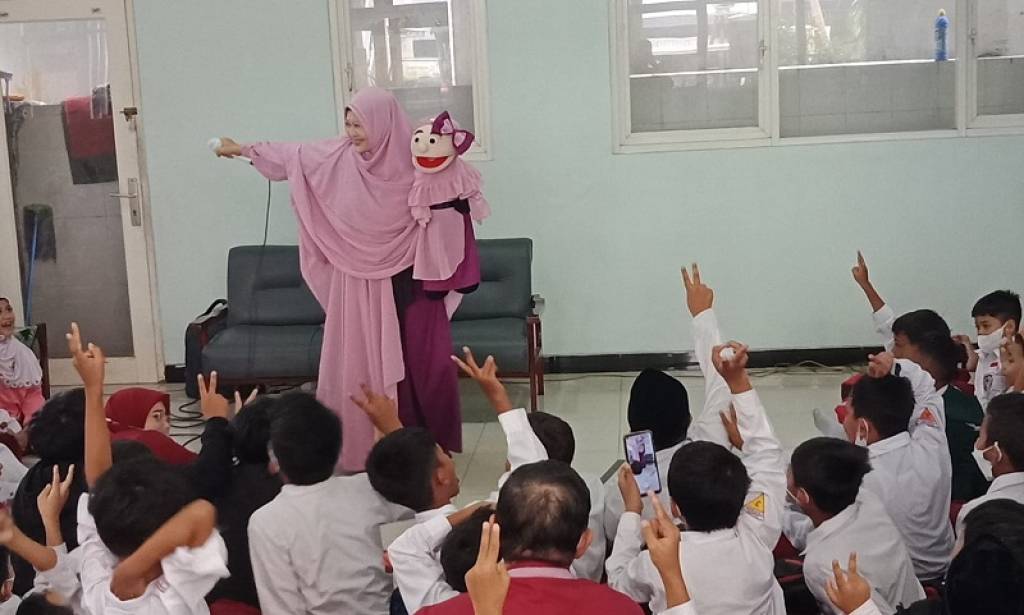 Dongeng Saudagar Kaya yang Sakit Awali KBM SD Musix