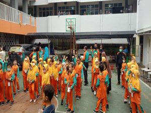 SD Muhammadiyah 6 Surabaya Gelar MOS 'Fun Game'