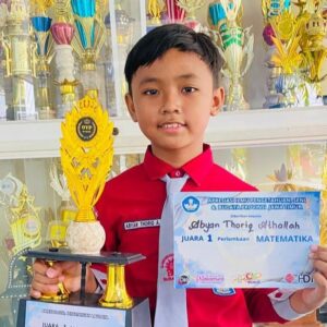 Juara 1 Lomba Matematika